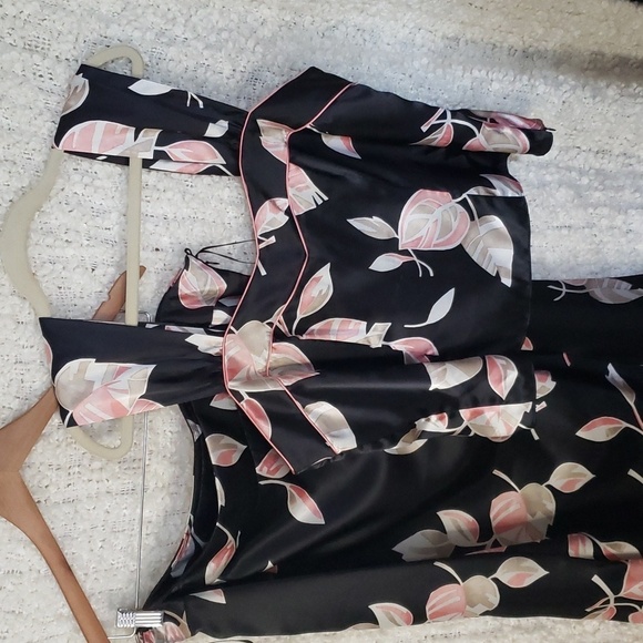 Jacques vert 2 pc skirt set black with tan/pink leaves size 18 - Picture 1 of 4